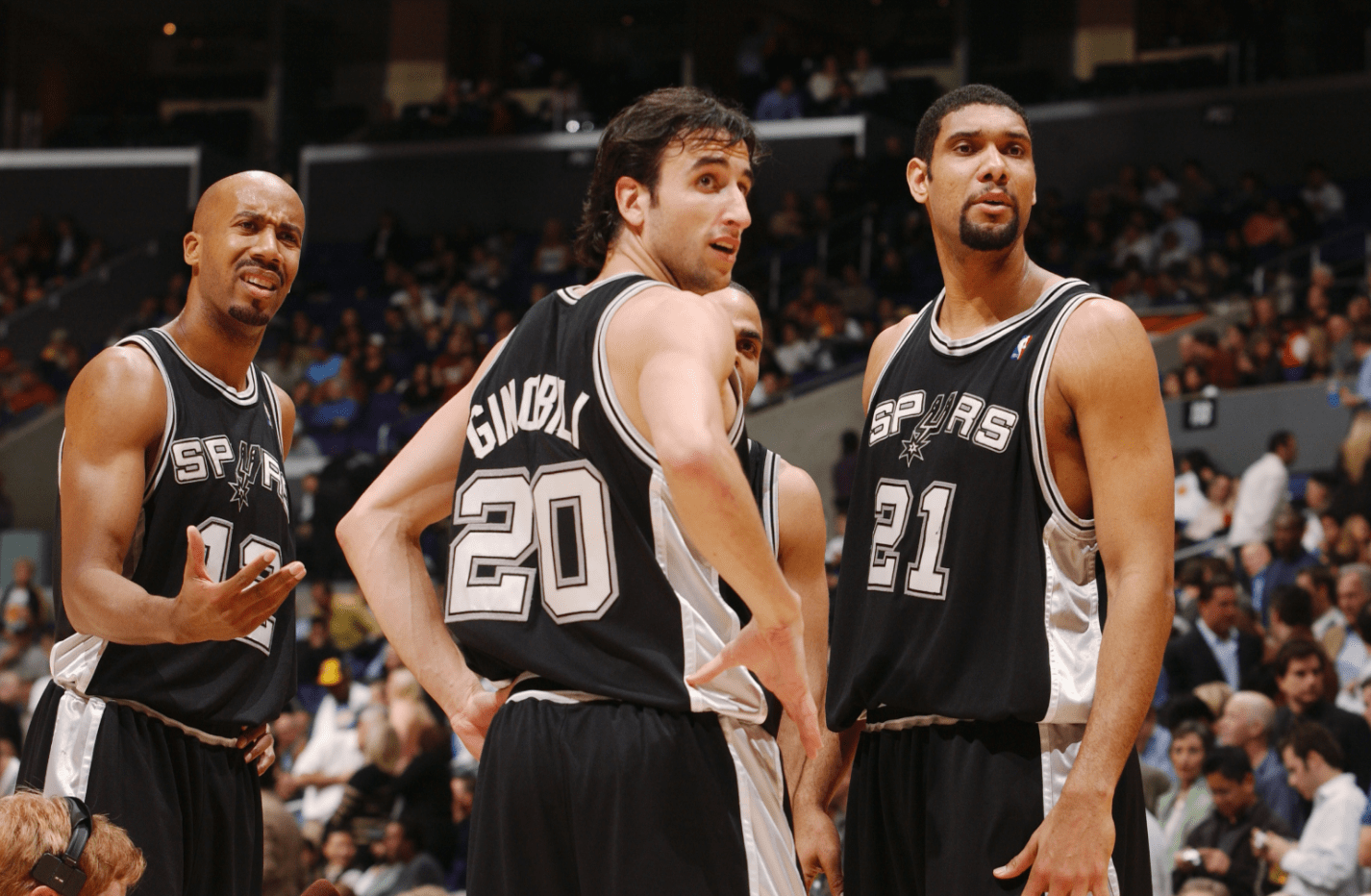 球星单节连拿12分（球星单节狂飙12分）