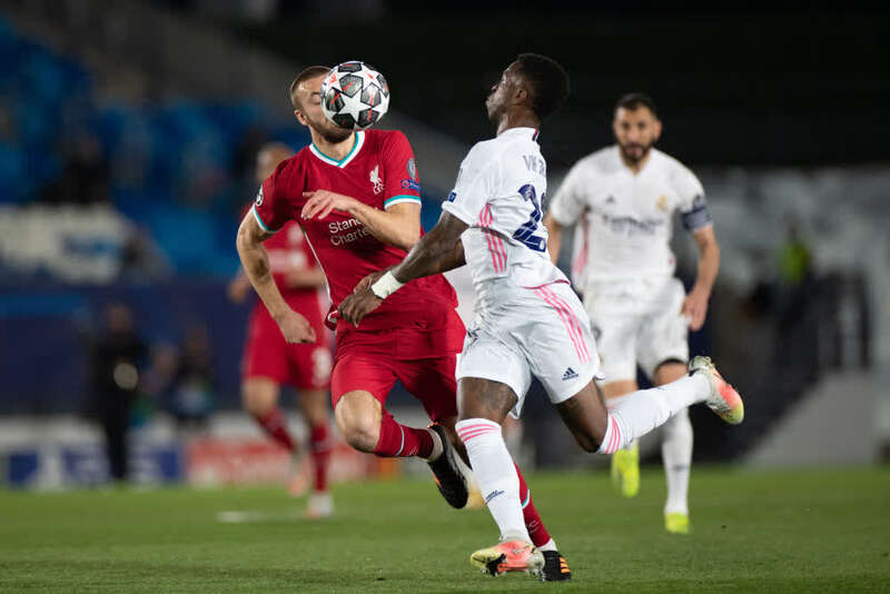 在女双赛场 在女双赛场